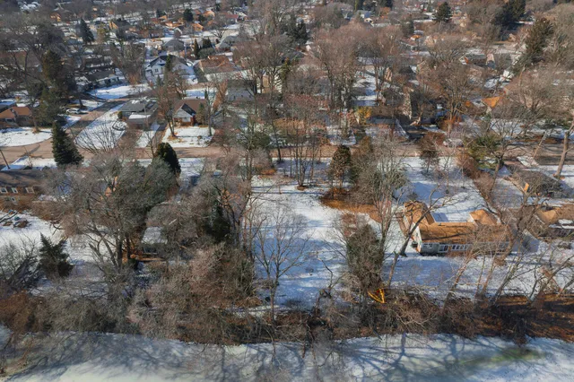 $210,000 | 5684 North River Forest Drive, Glendale, WI 53209