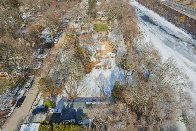 $210,000 | 5684 North River Forest Drive, Glendale, WI 53209