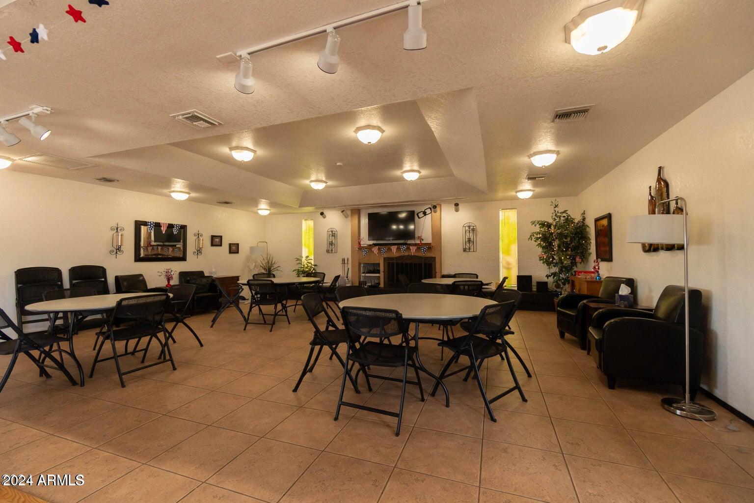 3500 South Tomahawk Road, Unit 179 Apache Junction, AZ 85119 - Photo 29 of 37 Community Center