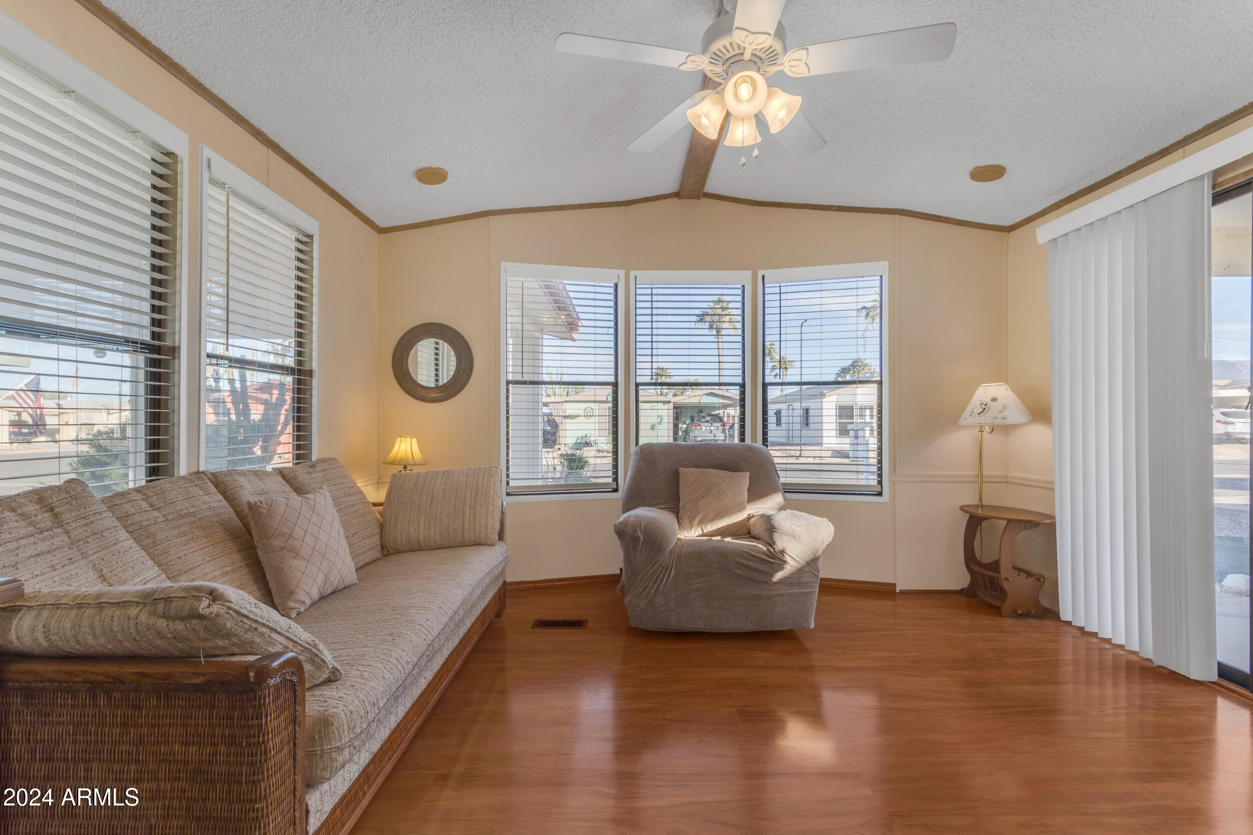 3500 South Tomahawk Road, Unit 179 Apache Junction, AZ 85119 - Photo 6 of 37 Living Room