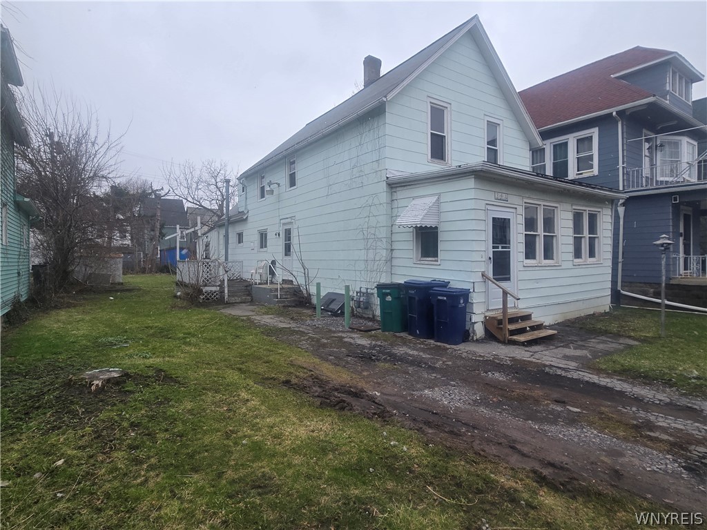 268 Hoyt Street Buffalo, NY 14213 - Photo 2 of 22