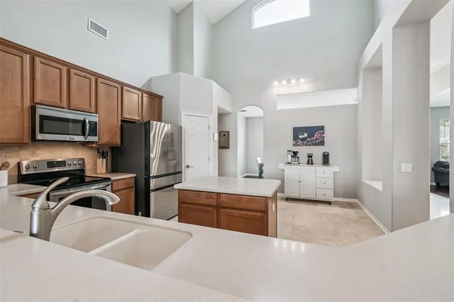 $3,200 | 16106 Rambling Road, Odessa, FL 33556