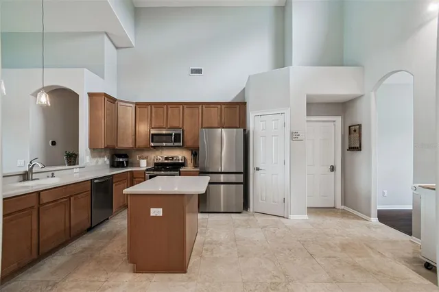 $3,200 | 16106 Rambling Road, Odessa, FL 33556