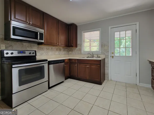 $1,245 | 268 Elks Street, Unit B, Winder, GA 30680