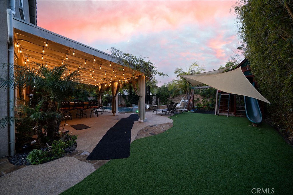 2547 Cornerstone Lane Costa Mesa, CA 92626 - Photo 17 of 60