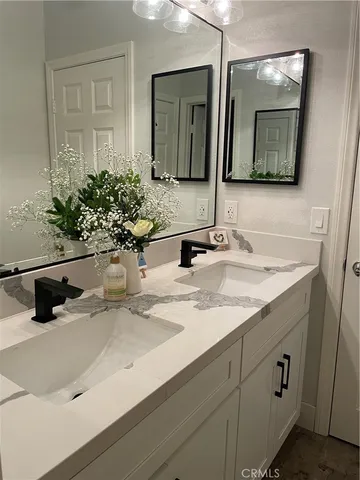 $2,500,000 | 2547 Cornerstone Lane, Costa Mesa, CA 92626