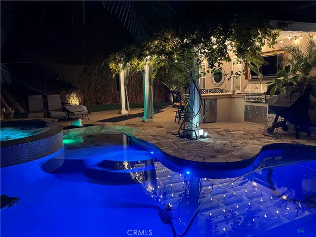 $2,500,000 | 2547 Cornerstone Lane, Costa Mesa, CA 92626