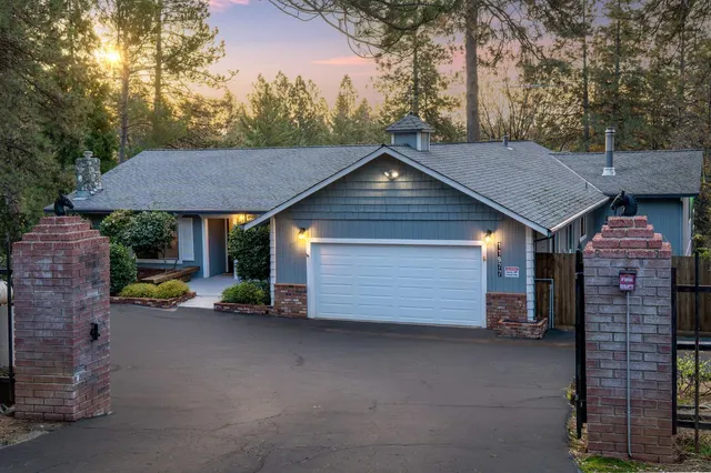 $850,000 | 11977 Alta Sierra Drive, Grass Valley, CA 95949