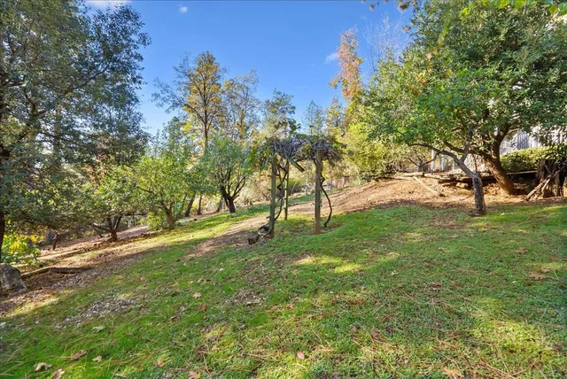 $850,000 | 11977 Alta Sierra Drive, Grass Valley, CA 95949