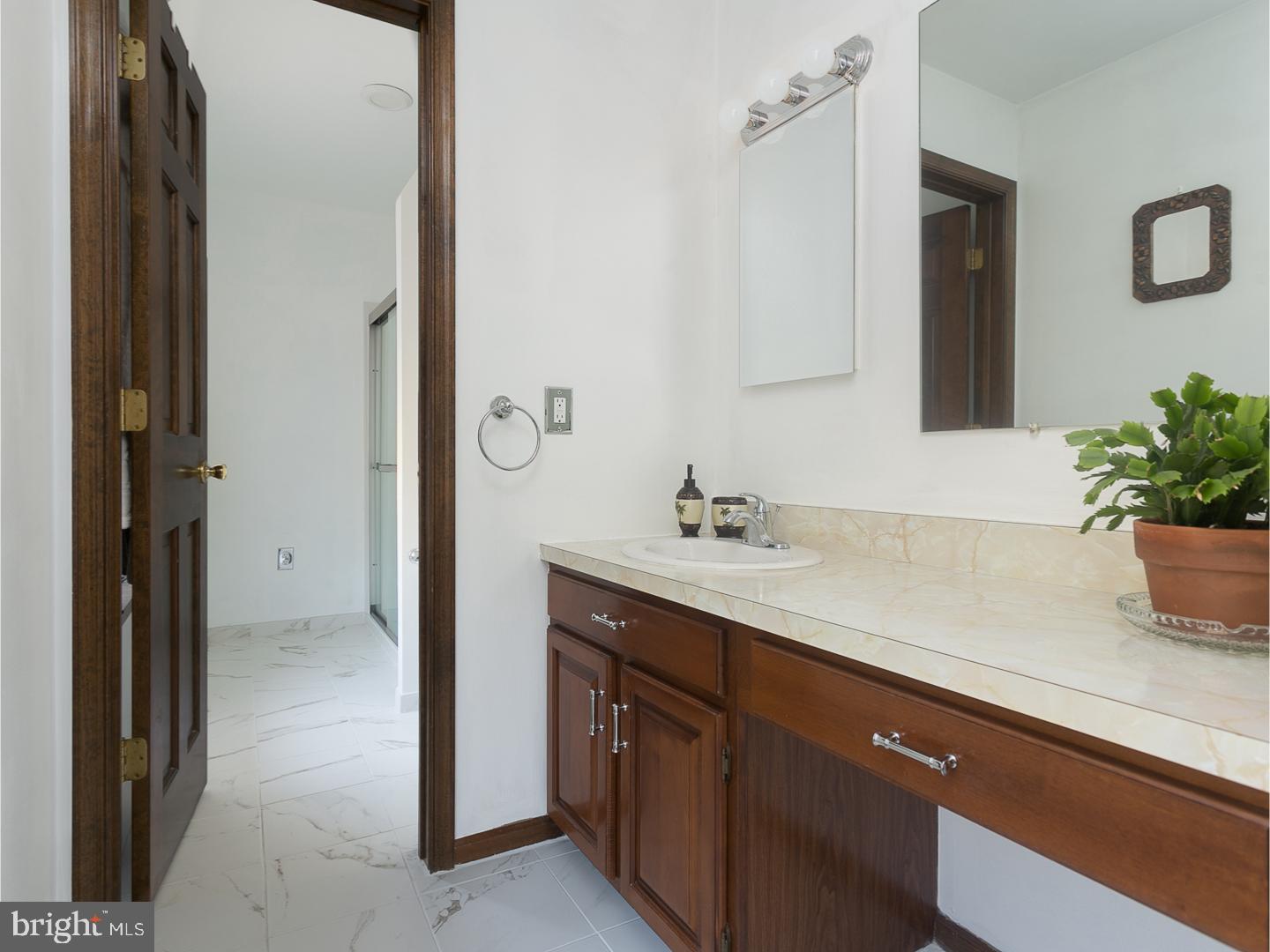 434 Ellisdale Road Chesterfield, NJ 08515 - Photo 16 of 25 Bathroom