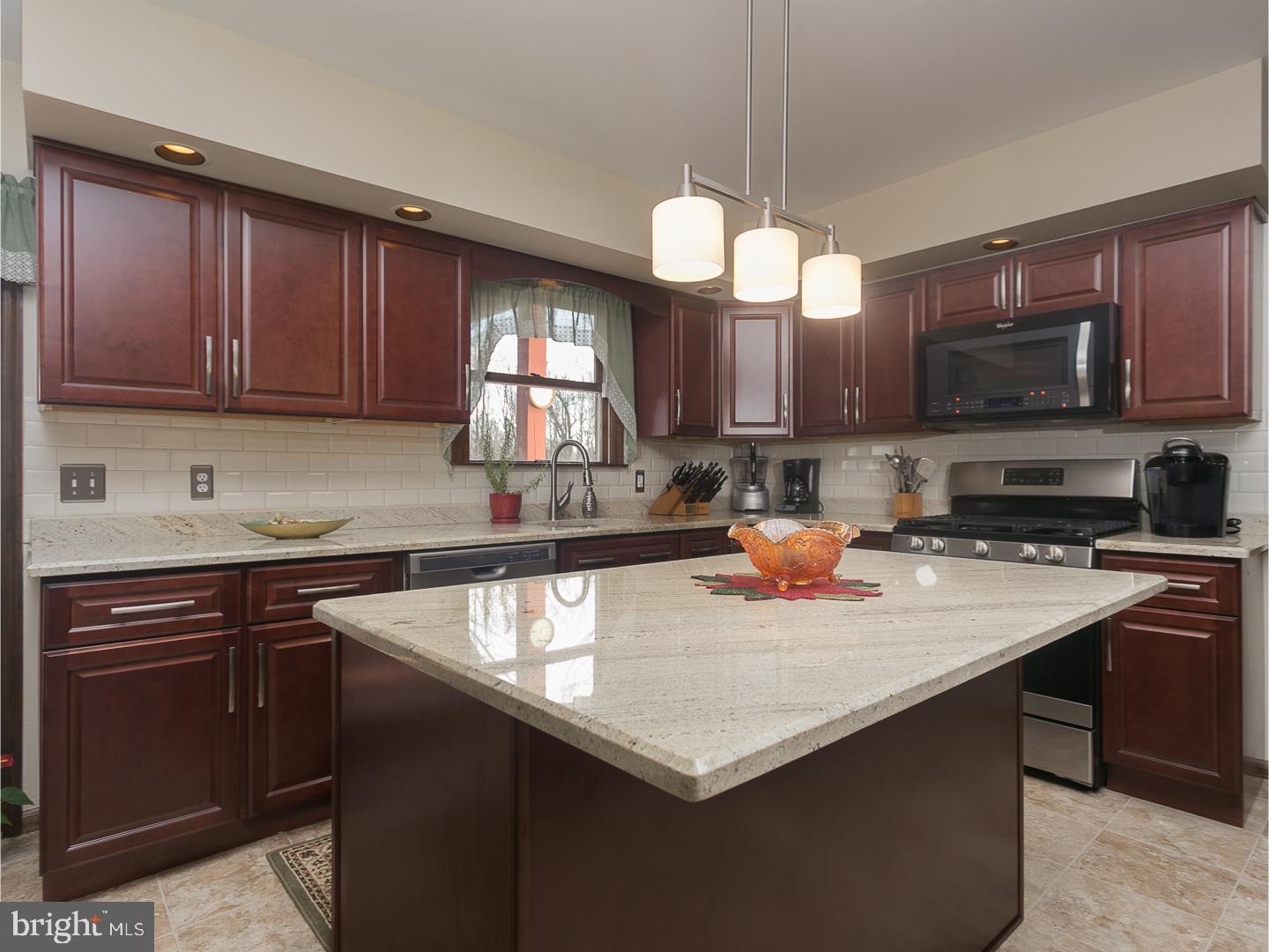 434 Ellisdale Road Chesterfield, NJ 08515 - Photo 10 of 25 Kitchen
