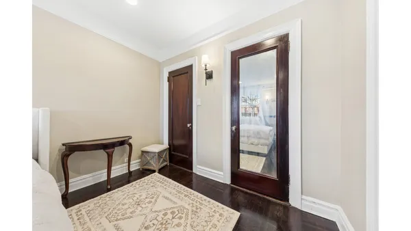 $320,000 | 3814 Johnson Avenue, Unit E | Central Riverdale