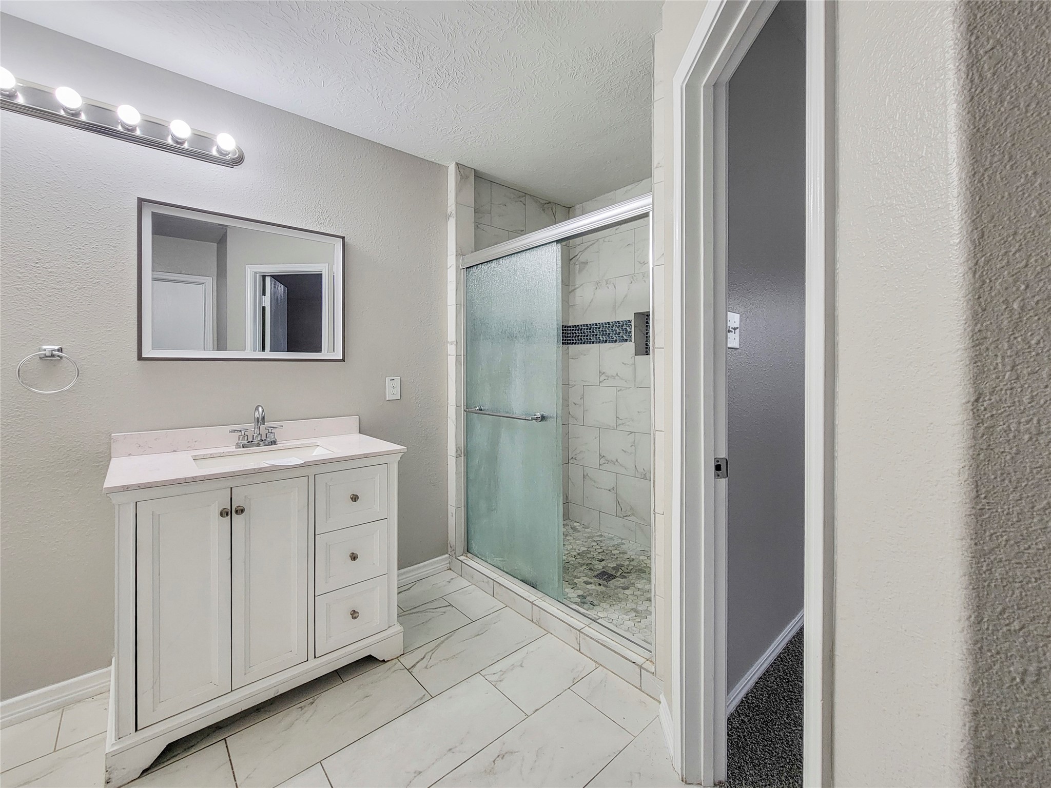 13150 Cutler Ridge Lane Houston, TX 77044 - Photo 12 of 17