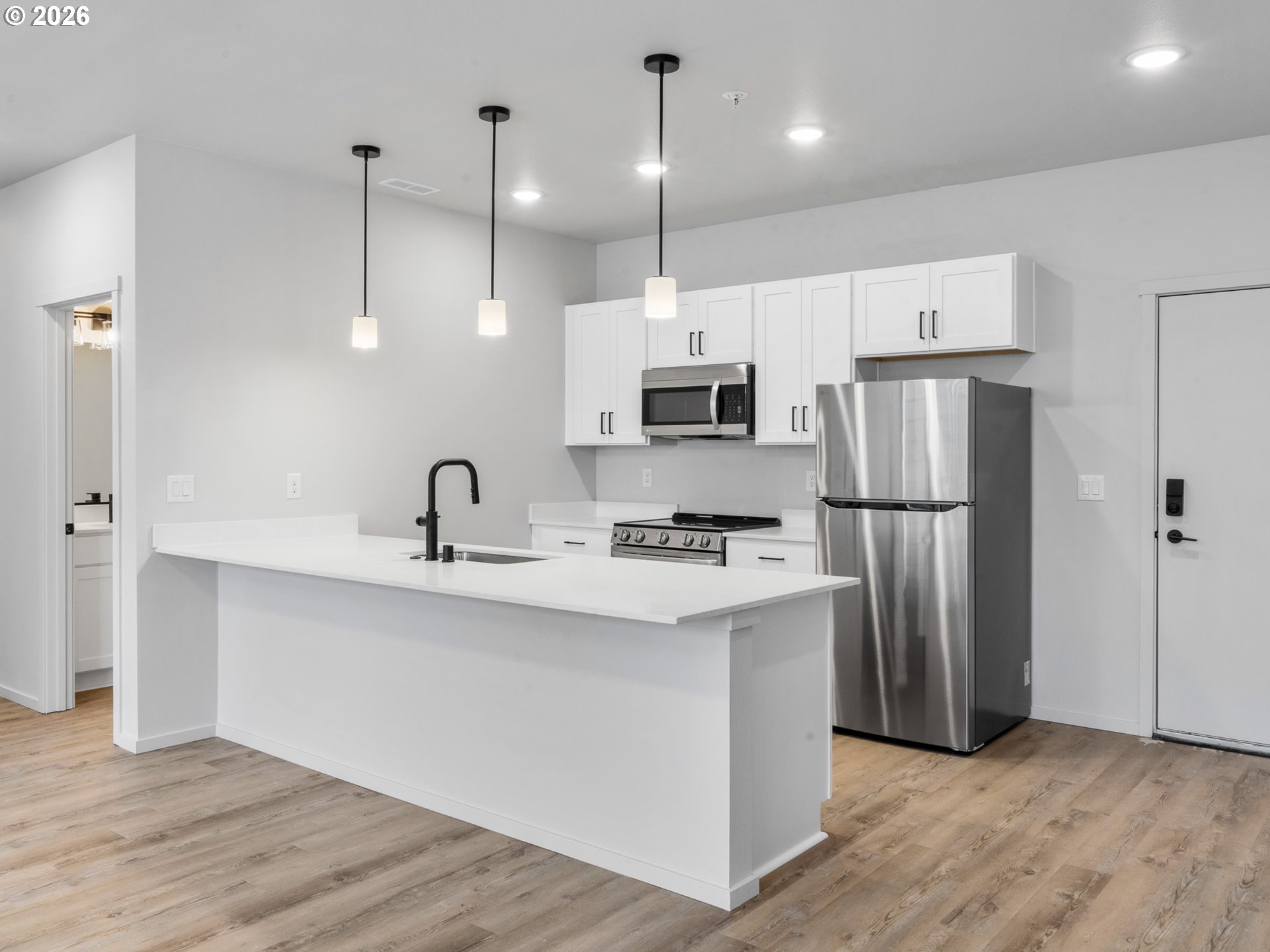 4202 Northeast Morrow Road, Unit 201 Vancouver, WA 98682 - Photo 4 of 15