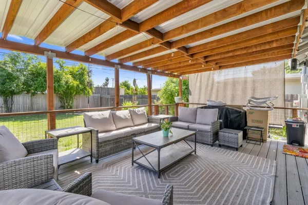 $359,900 | 906 East 19th Street, Marysville, CA 95901