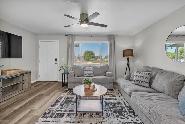 $359,900 | 906 East 19th Street, Marysville, CA 95901