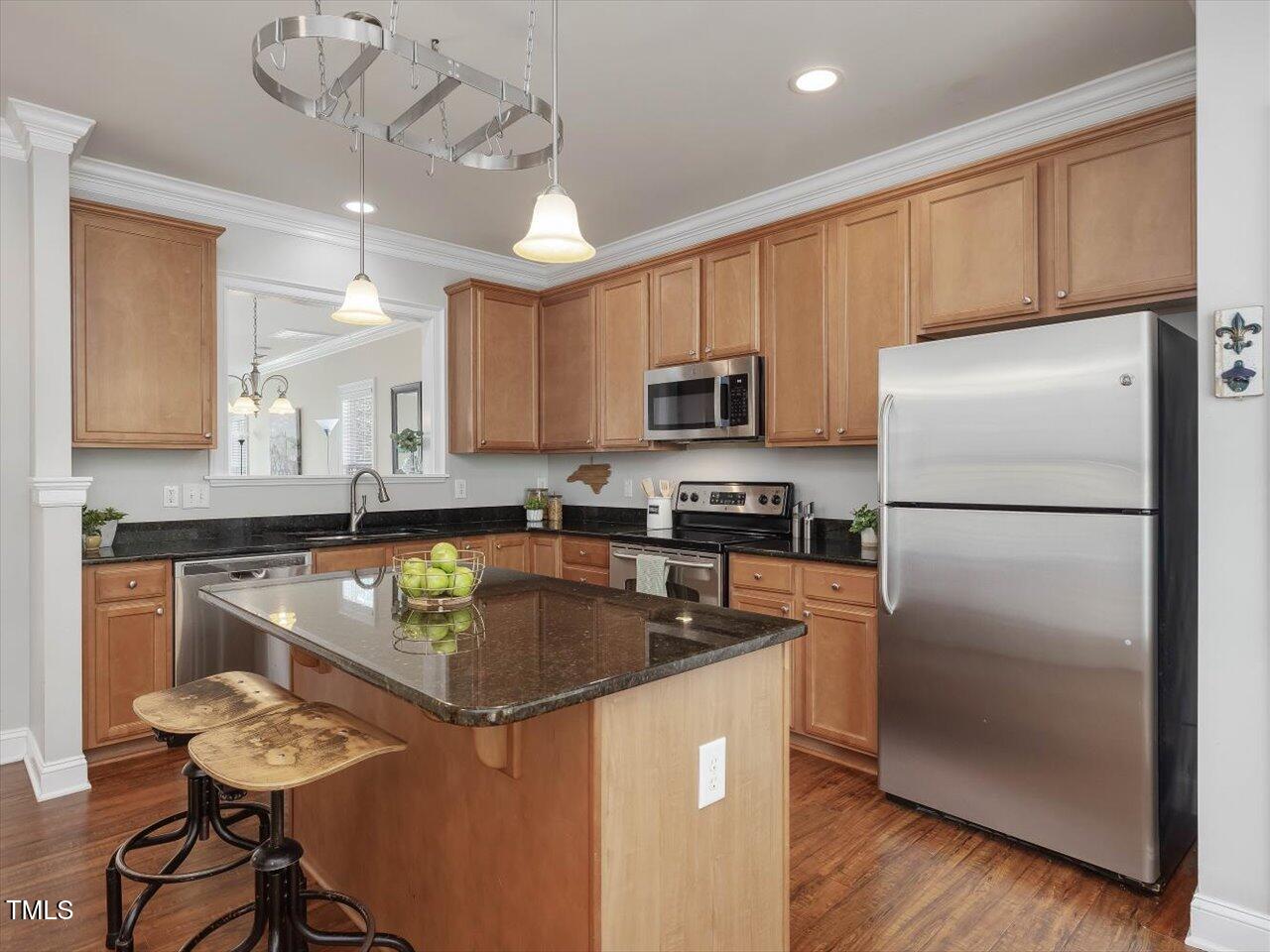7712 ACC Boulevard Raleigh, NC 27617 - Photo 14 of 38 19-Kitchen