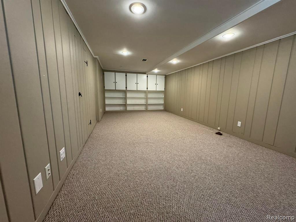 17 Amherst Road Pleasant Ridge, MI 48069 - Photo 14 of 17