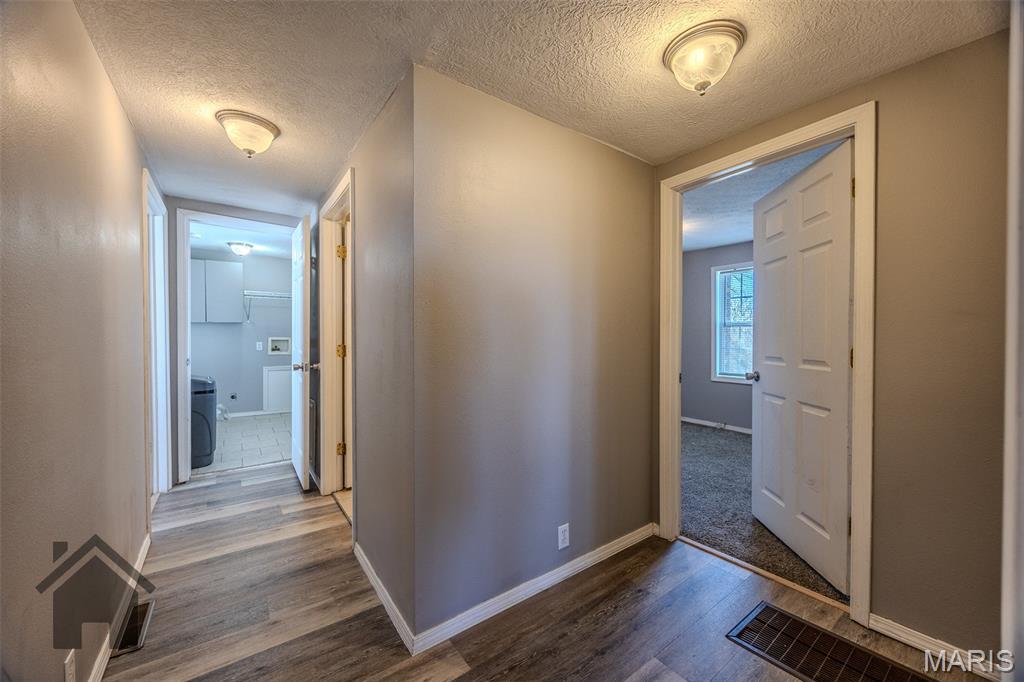 22818 Spruce Road Waynesville, MO 65583 - Photo 13 of 44