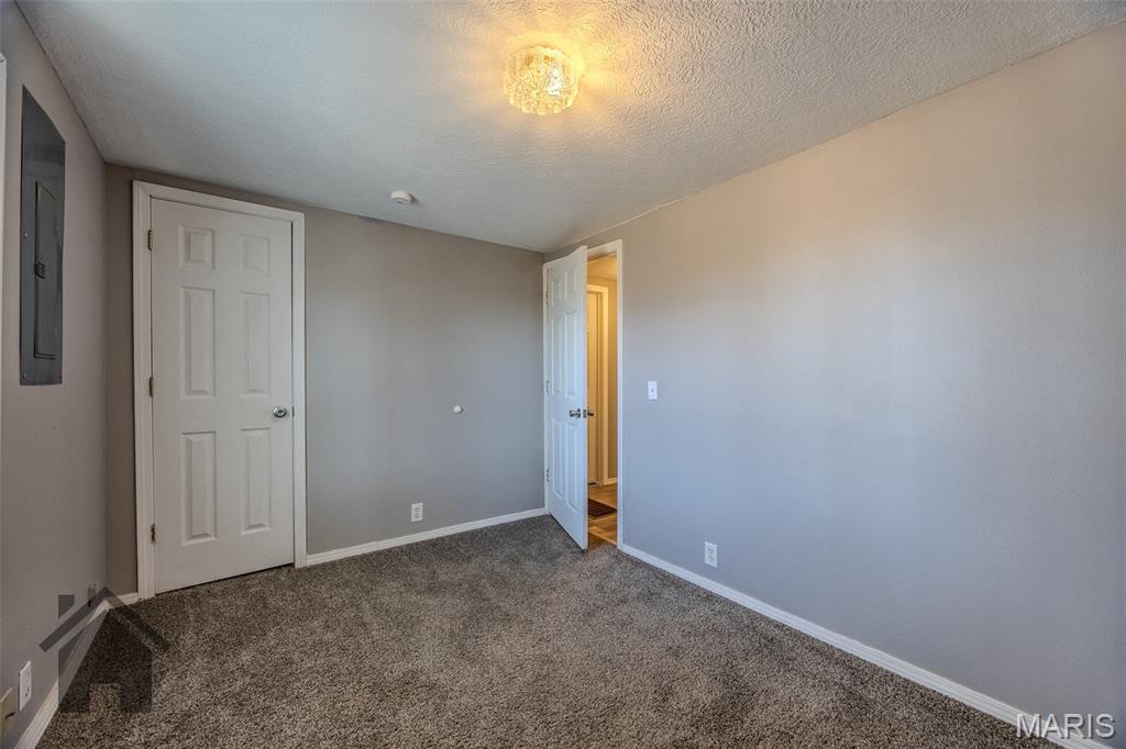 22818 Spruce Road Waynesville, MO 65583 - Photo 15 of 44