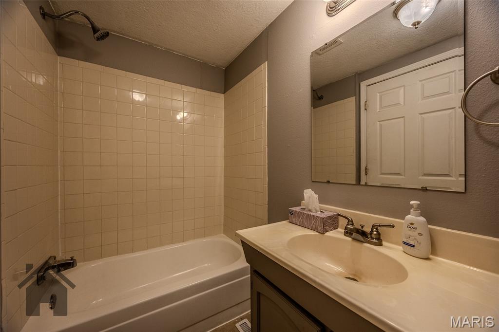 22818 Spruce Road Waynesville, MO 65583 - Photo 19 of 44