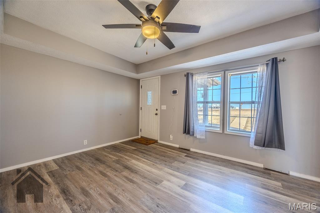 22818 Spruce Road Waynesville, MO 65583 - Photo 6 of 44