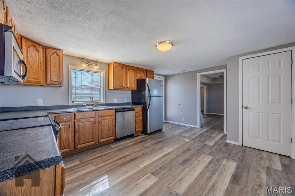 22818 Spruce Road Waynesville, MO 65583 - Photo 9 of 44