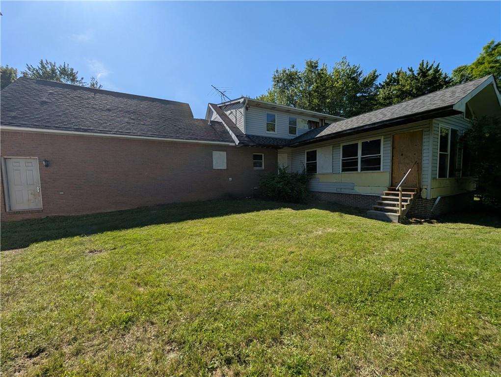 127 Clearview Drive Ruffs Dale, PA 15679 - Photo 3 of 20