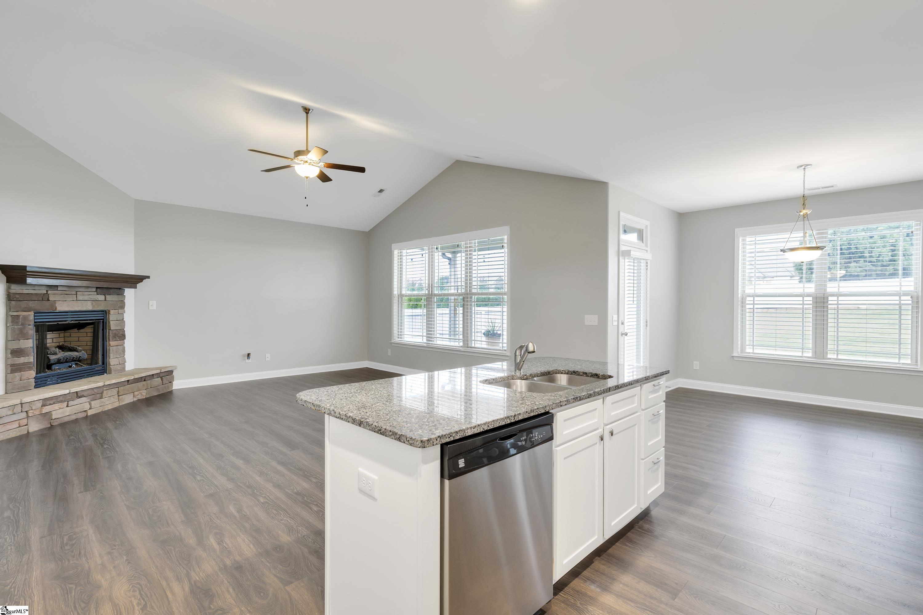 1620 Ballenger Road Wellford, SC 29385 - Photo 13 of 28