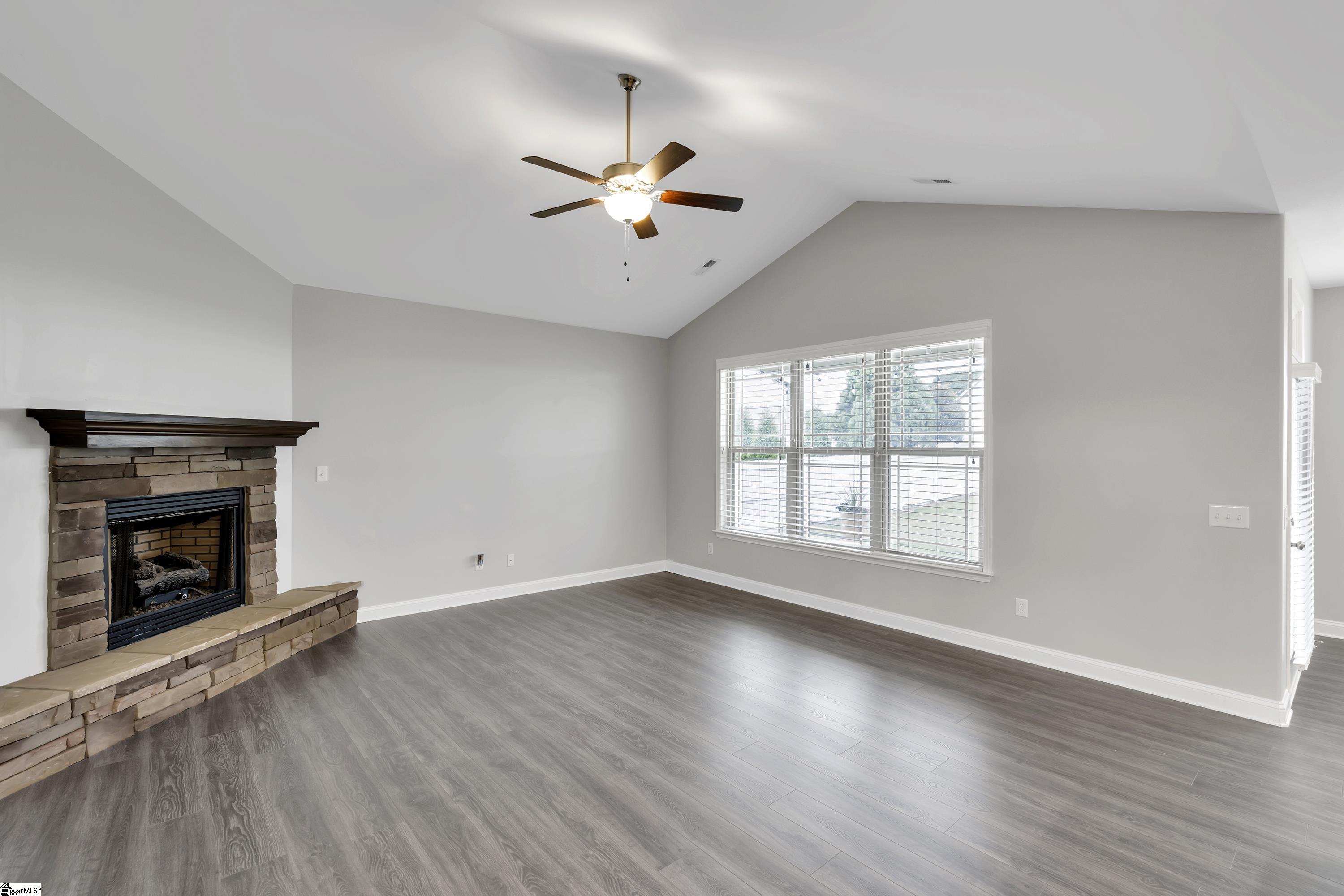 1620 Ballenger Road Wellford, SC 29385 - Photo 9 of 28