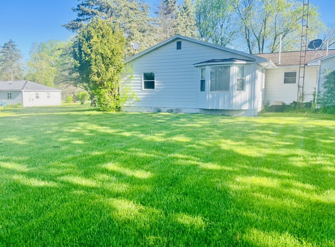 7076 East Frances Road Mount Morris, MI 48458 - Photo 13 of 62 50141877-c2518f9f-cc6e-44cc-b165-af24cd1f18ed.JPG
