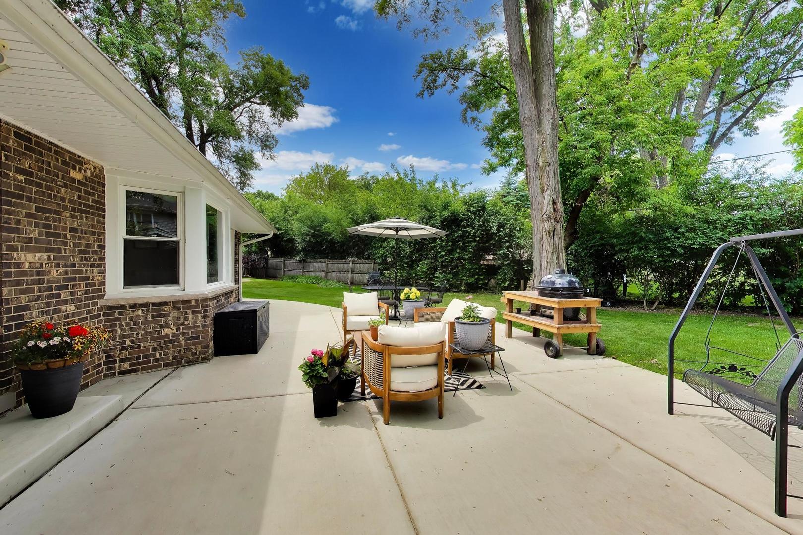 1052 Rolling Pass Glenview, IL 60025 - Photo 24 of 26