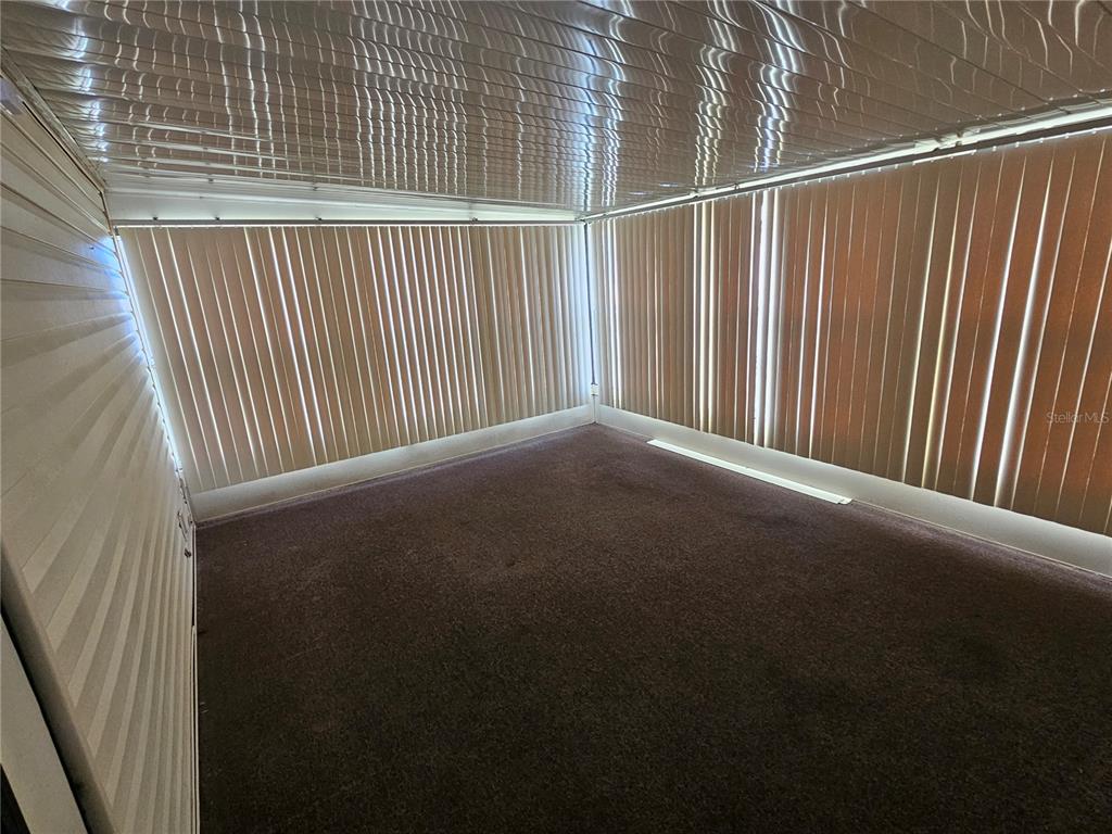 481 Chickadee Court Plant City, FL 33565 - Photo 12 of 17 a view of a balcony