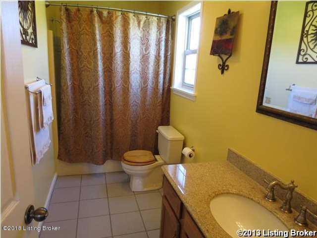 241 Rolling Hls Road Vine Grove, KY 40175 - Photo 15 of 33 FULL BATH