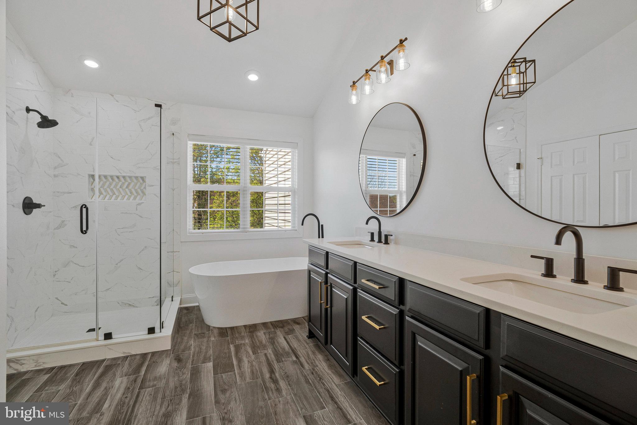 18309 Mill Ridge Terrace Leesburg, VA 20176 - Photo 26 of 53 Elegant renovated primary bath