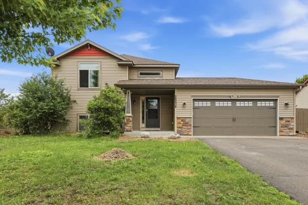 $339,900 | 26238 23rd Street West, Zimmerman, MN 55398