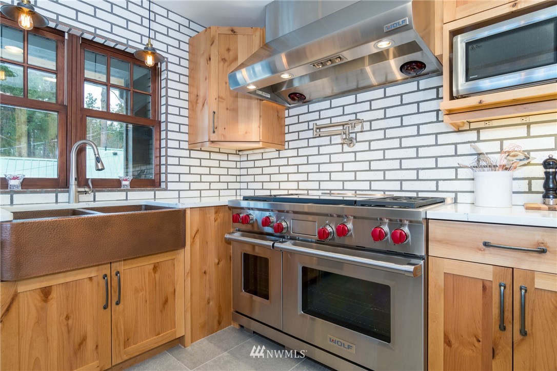 12044 South Lakeshore Road Chelan, WA 98816 - Photo 10 of 25 Gallery Image 10