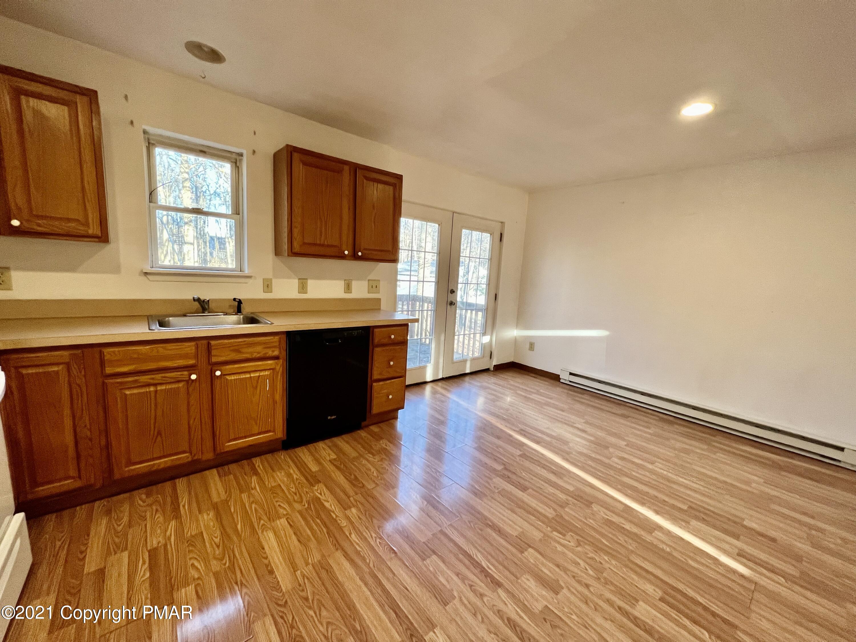 150 Cartwright Road Blakeslee, PA 18610 - Photo 5 of 23 784C0C4A-AE97-4EE4-8050-038865C80244_1_2