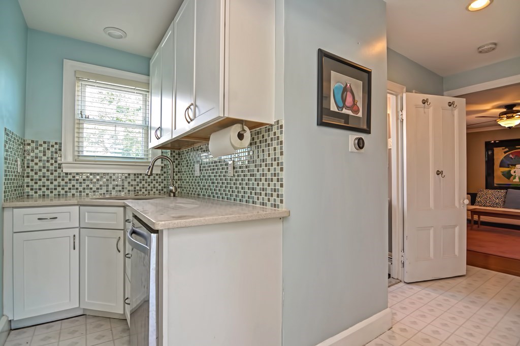 31 Appleton Street, Unit 3 Salem, MA 01970 - Photo 14 of 27 Gallery Image 14