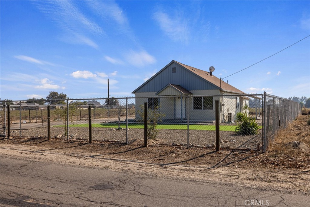 19247 3rd Stevinson, CA 95374 - Photo 6 of 50 a view of a house next to a yard