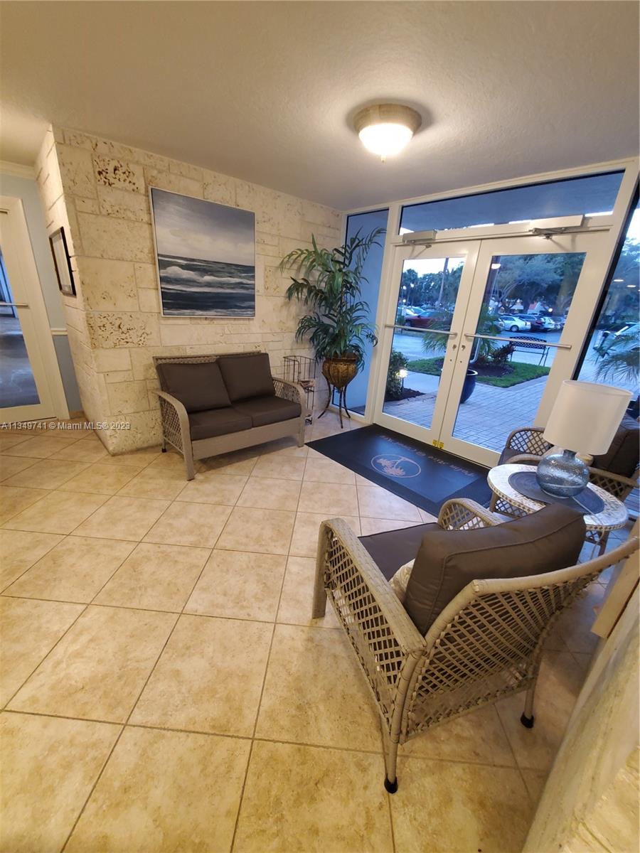 Lighthouse Point Lighthouse Point, FL 33064 - Photo 28 of 52