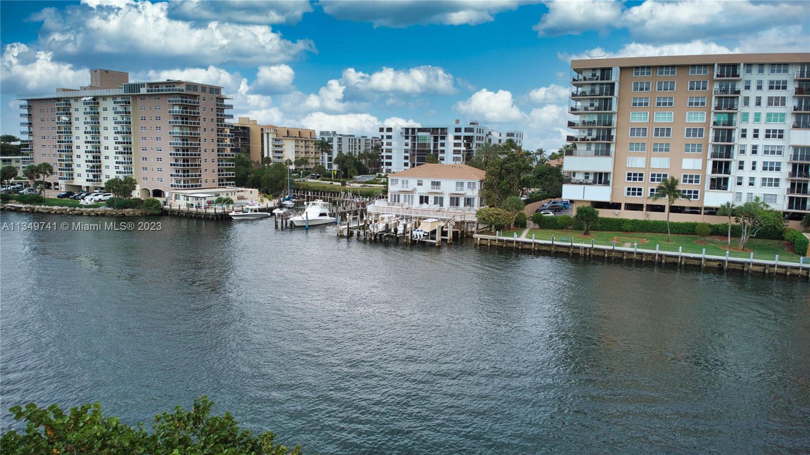 Lighthouse Point Lighthouse Point, FL 33064 - Photo 44 of 52