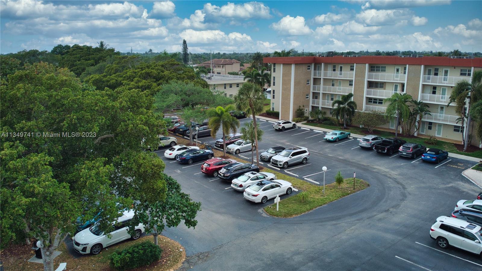 Lighthouse Point Lighthouse Point, FL 33064 - Photo 50 of 52
