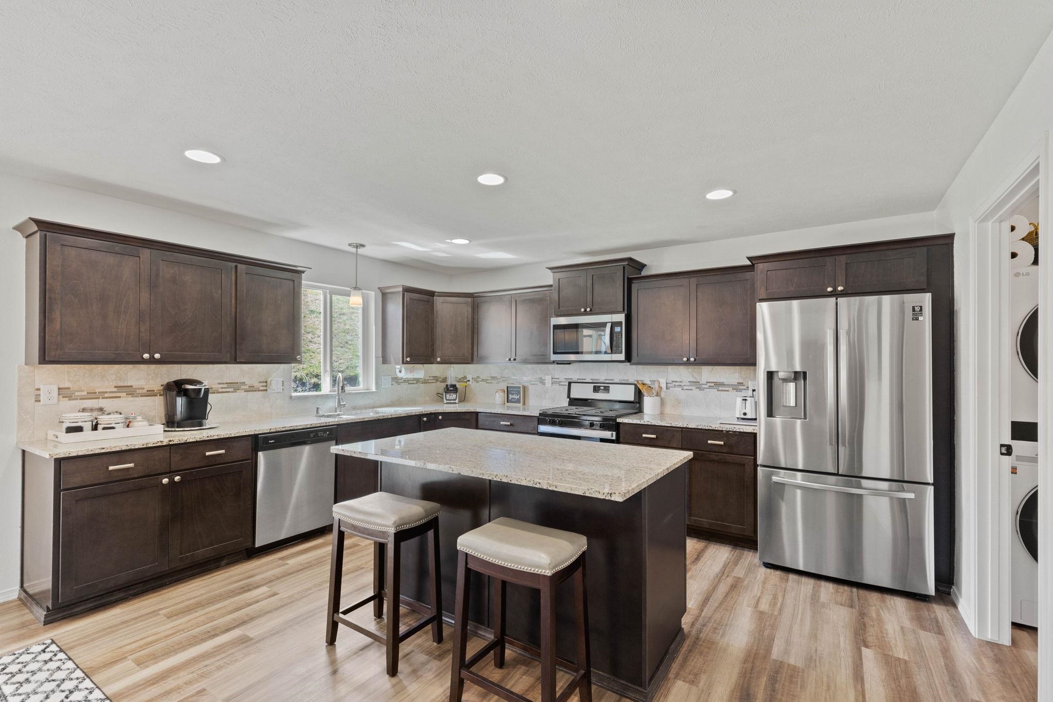 1207 South Greenacres Road Greenacres, WA 99016 - Photo 12 of 32 Gallery Image 12