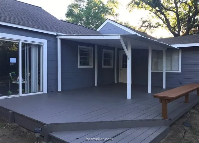 $2,025 | 718 Edgewood Drive, Bryan, TX 77802