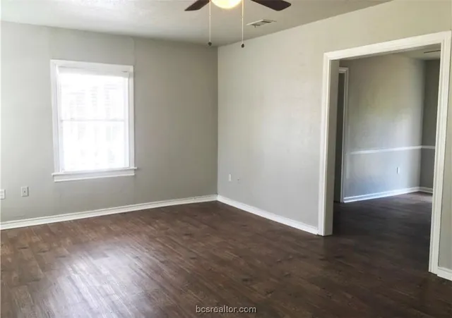 $2,025 | 718 Edgewood Drive, Bryan, TX 77802