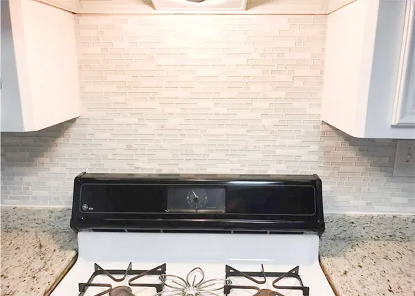 $2,025 | 718 Edgewood Drive, Bryan, TX 77802