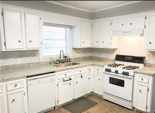 $2,025 | 718 Edgewood Drive, Bryan, TX 77802