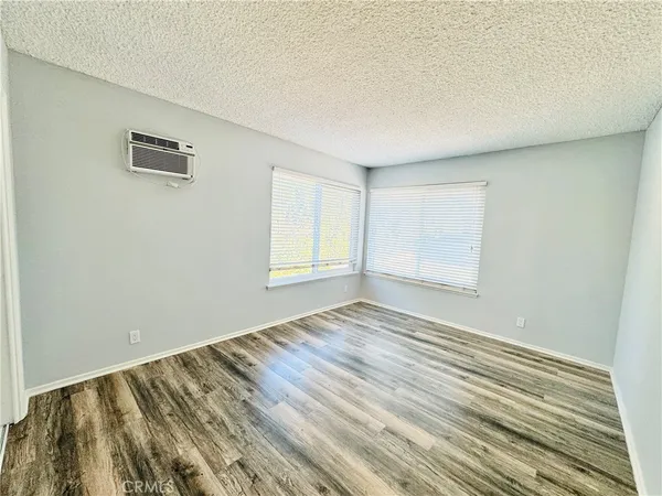 $5,950 | 16737 Pineridge Drive, Granada Hills, CA 91344