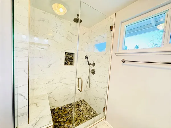 $5,950 | 16737 Pineridge Drive, Granada Hills, CA 91344